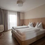 Neuwirt - Boutiquehotel & Wirtshaus 4* Bad Vigaun