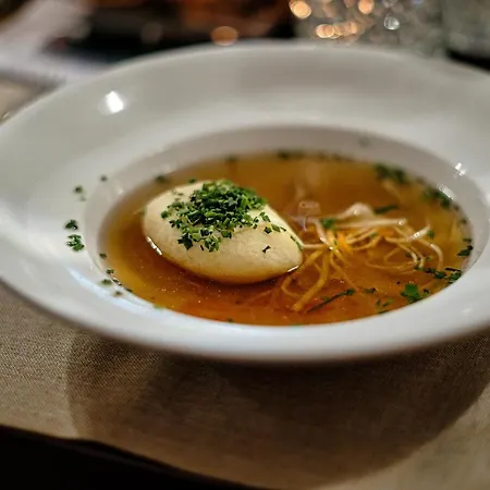 Neuwirt - Boutiquehotel & Wirtshaus Отель Бад-Фигаун