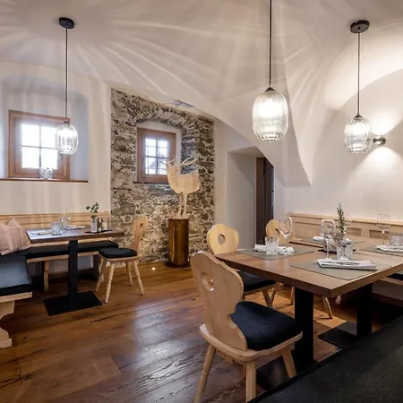 Neuwirt - Boutiquehotel & Wirtshaus 4* バート・ヴィガウン