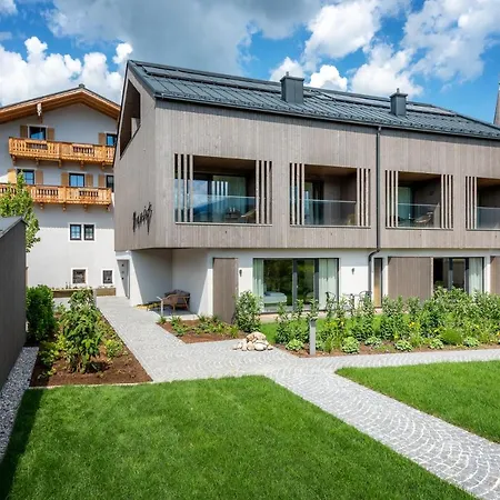 ホテル Neuwirt - Boutiquehotel & Wirtshaus バート・ヴィガウン