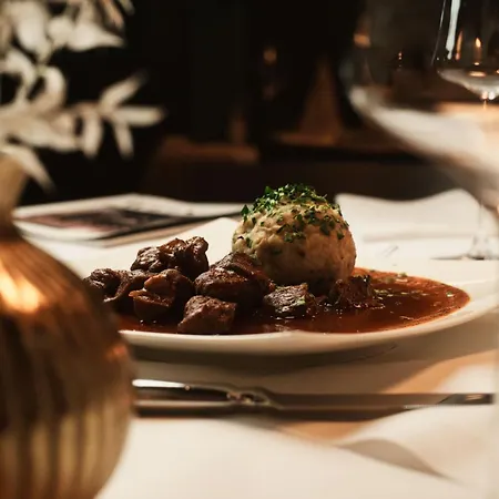 Neuwirt - Boutiquehotel & Wirtshaus 4* Bad Vigaun