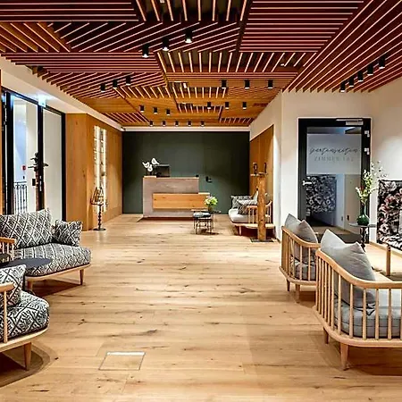 Neuwirt - Boutiquehotel & Wirtshaus 4*