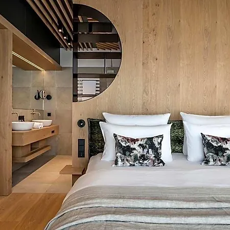 Neuwirt - Boutiquehotel & Wirtshaus 4*