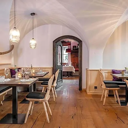 Hotel Neuwirt - Boutiquehotel & Wirtshaus 4*