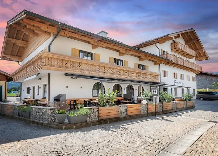 Neuwirt - Boutiquehotel & Wirtshaus 4*
